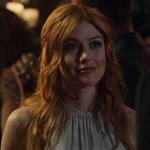 Clary Fairchild (ShadowHunters)