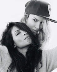 ♡ Chloé (me) & Maze (sis) - LUCIFER ♡ Chloé (me) & Maze (sis) - LUCIFER