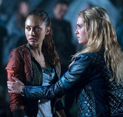 ♡ Clarke (me) & Raven (sis) - THE 100 ♡ Clarke (me) & Raven (sis) - THE 100